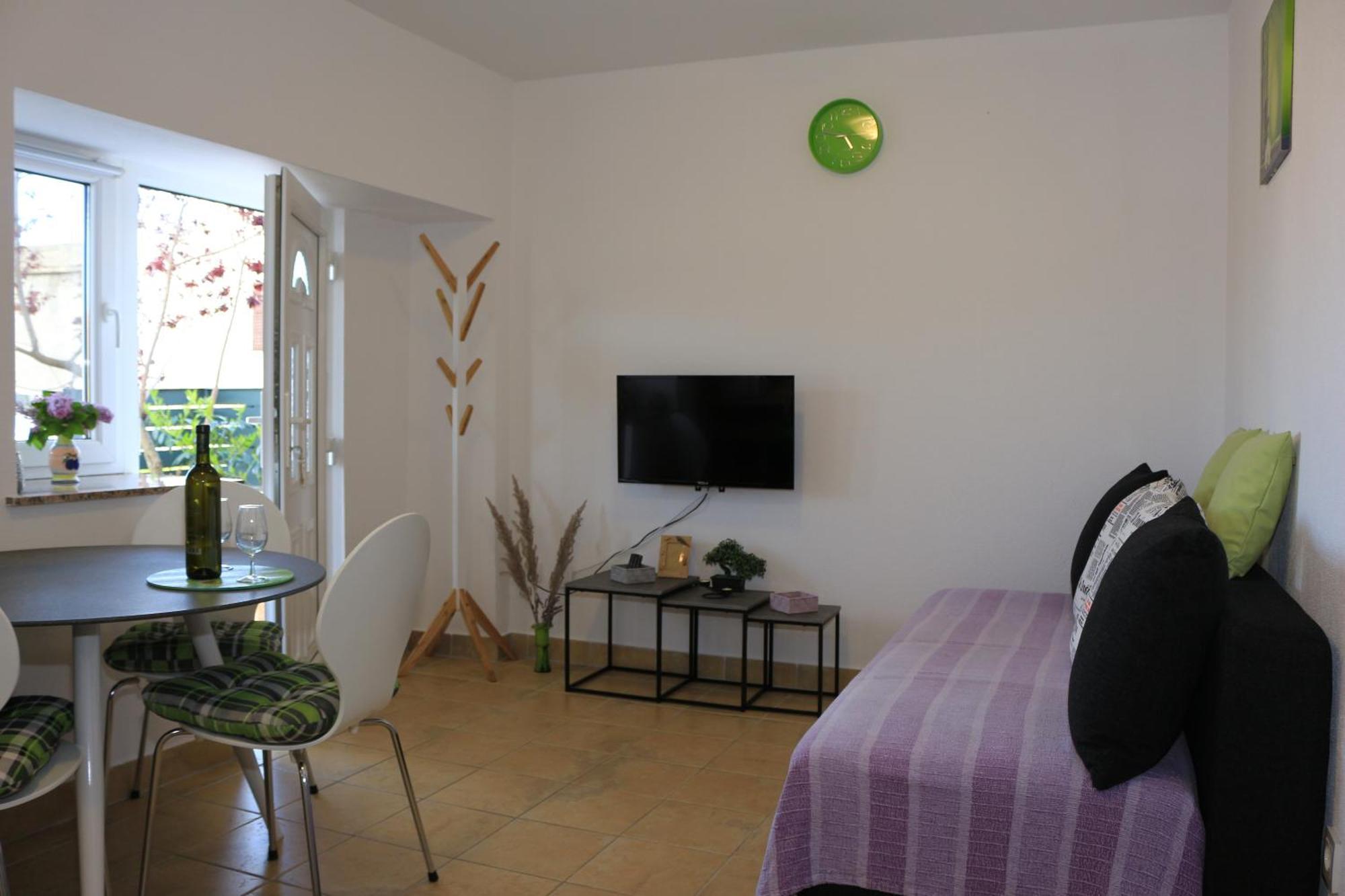 Apartman Kristina Vrbnik Extérieur photo