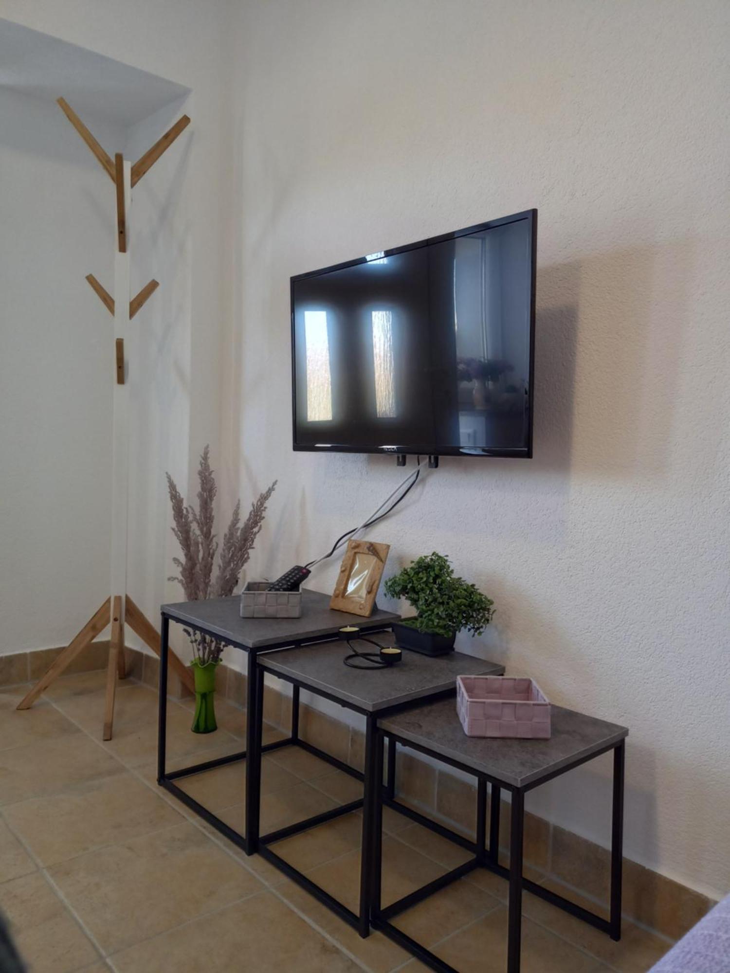 Apartman Kristina Vrbnik Extérieur photo